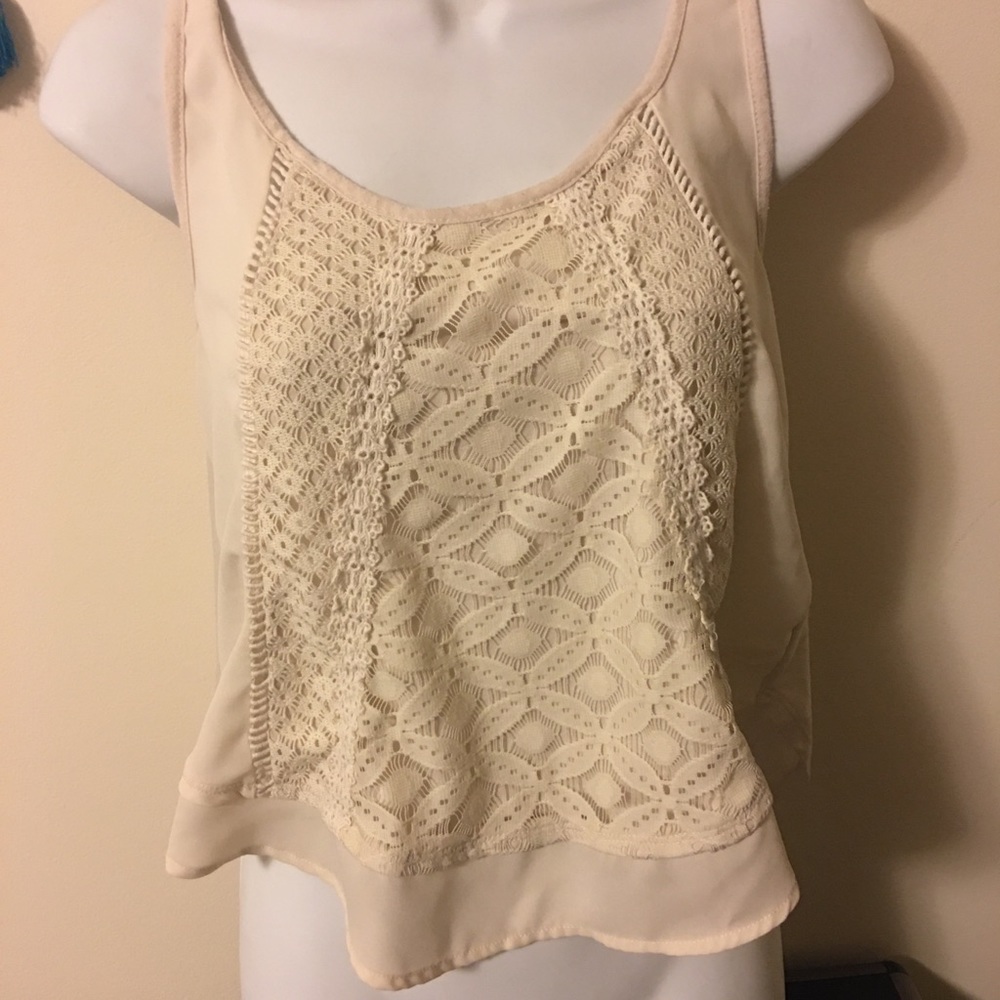Cream color sleeveless rue 21 top